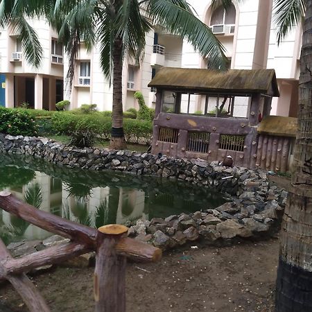 La Platina Premium Suites, Near Puri Sea Beach Exteriör bild