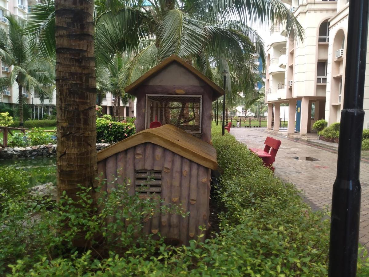 La Platina Premium Suites, Near Puri Sea Beach Exteriör bild