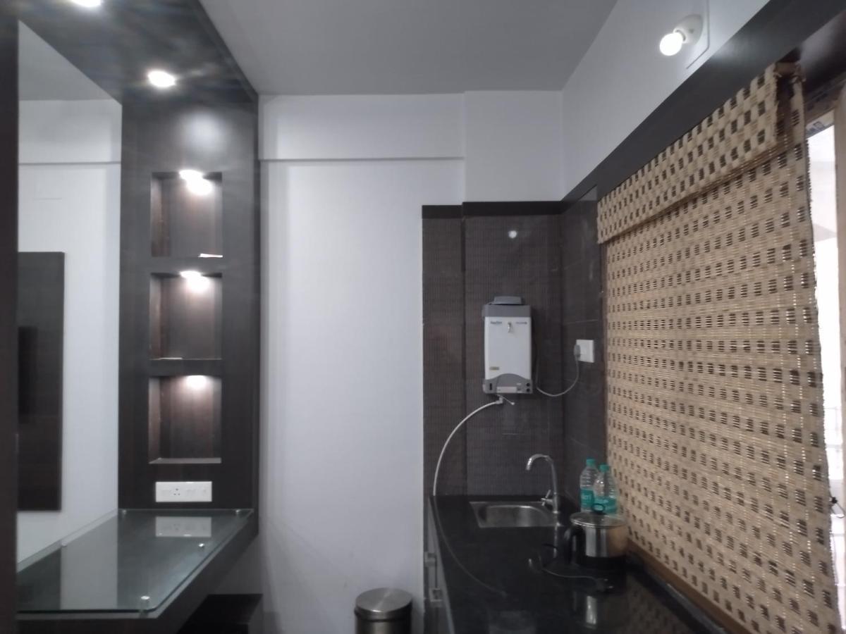 La Platina Premium Suites, Near Puri Sea Beach Exteriör bild
