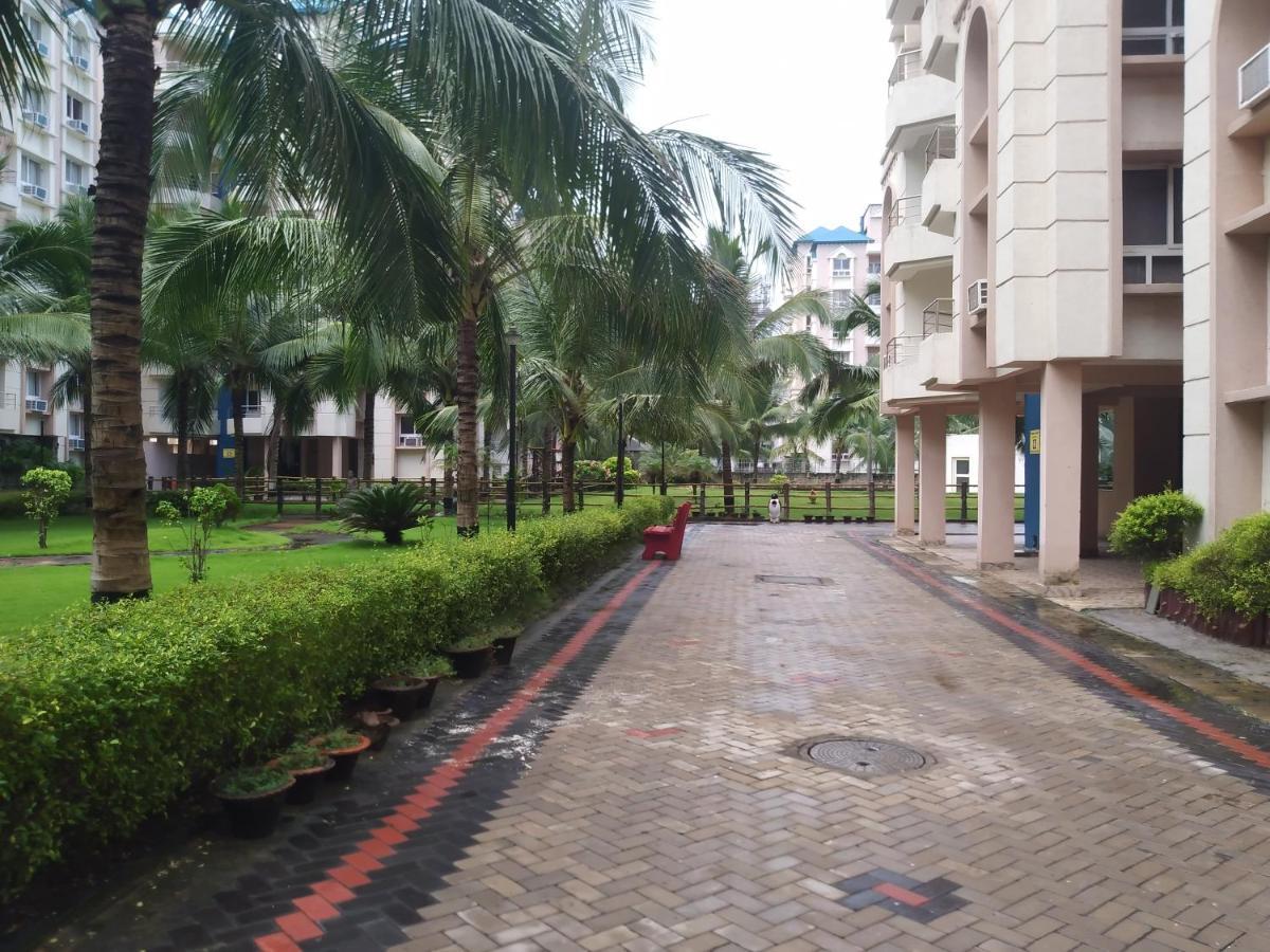 La Platina Premium Suites, Near Puri Sea Beach Exteriör bild