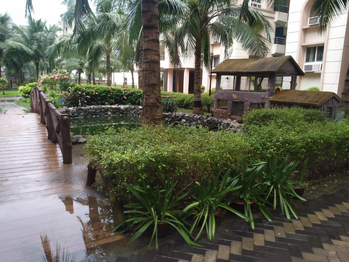 La Platina Premium Suites, Near Puri Sea Beach Exteriör bild