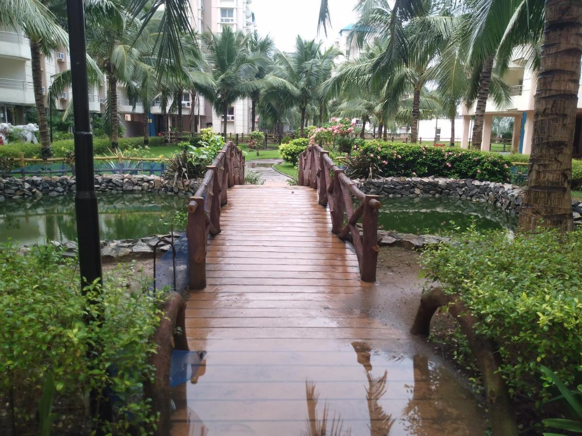 La Platina Premium Suites, Near Puri Sea Beach Exteriör bild