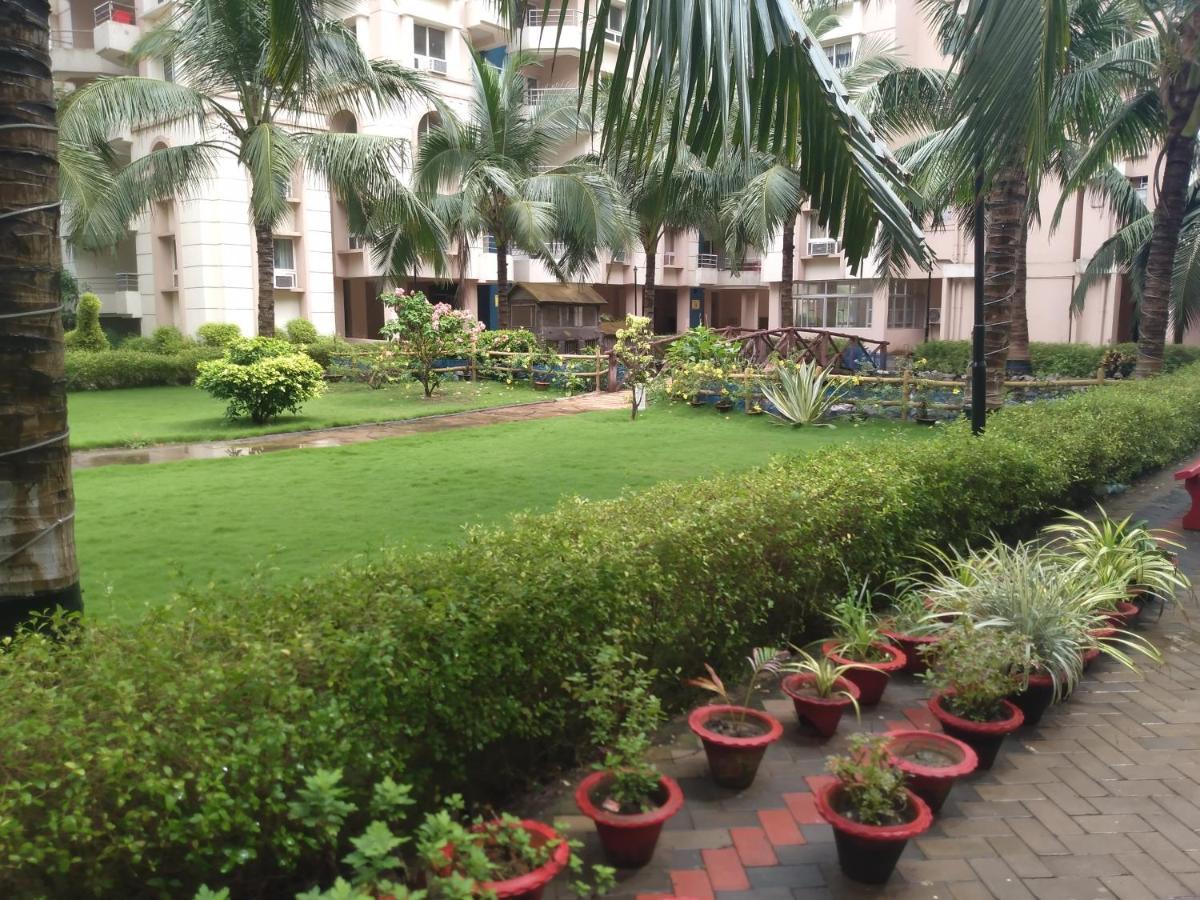 La Platina Premium Suites, Near Puri Sea Beach Exteriör bild