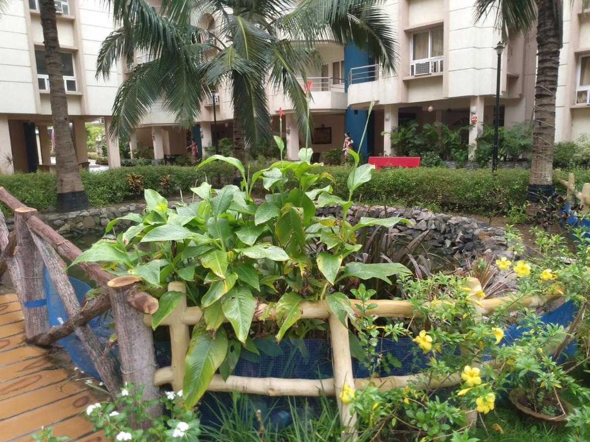 La Platina Premium Suites, Near Puri Sea Beach Exteriör bild