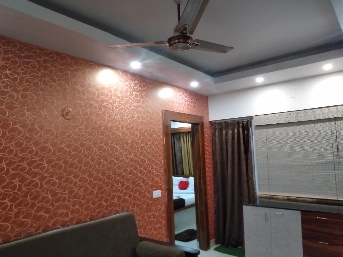 La Platina Premium Suites, Near Puri Sea Beach Exteriör bild