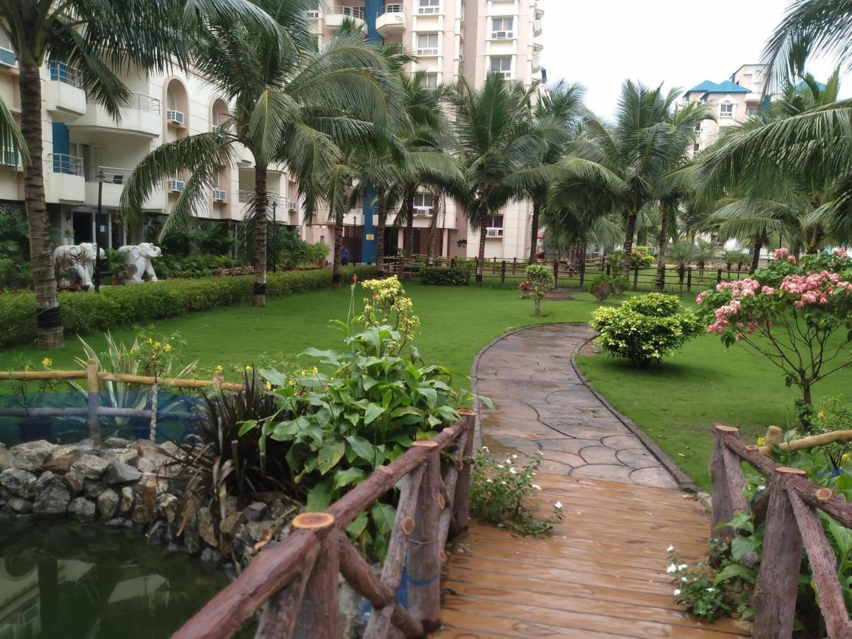La Platina Premium Suites, Near Puri Sea Beach Exteriör bild