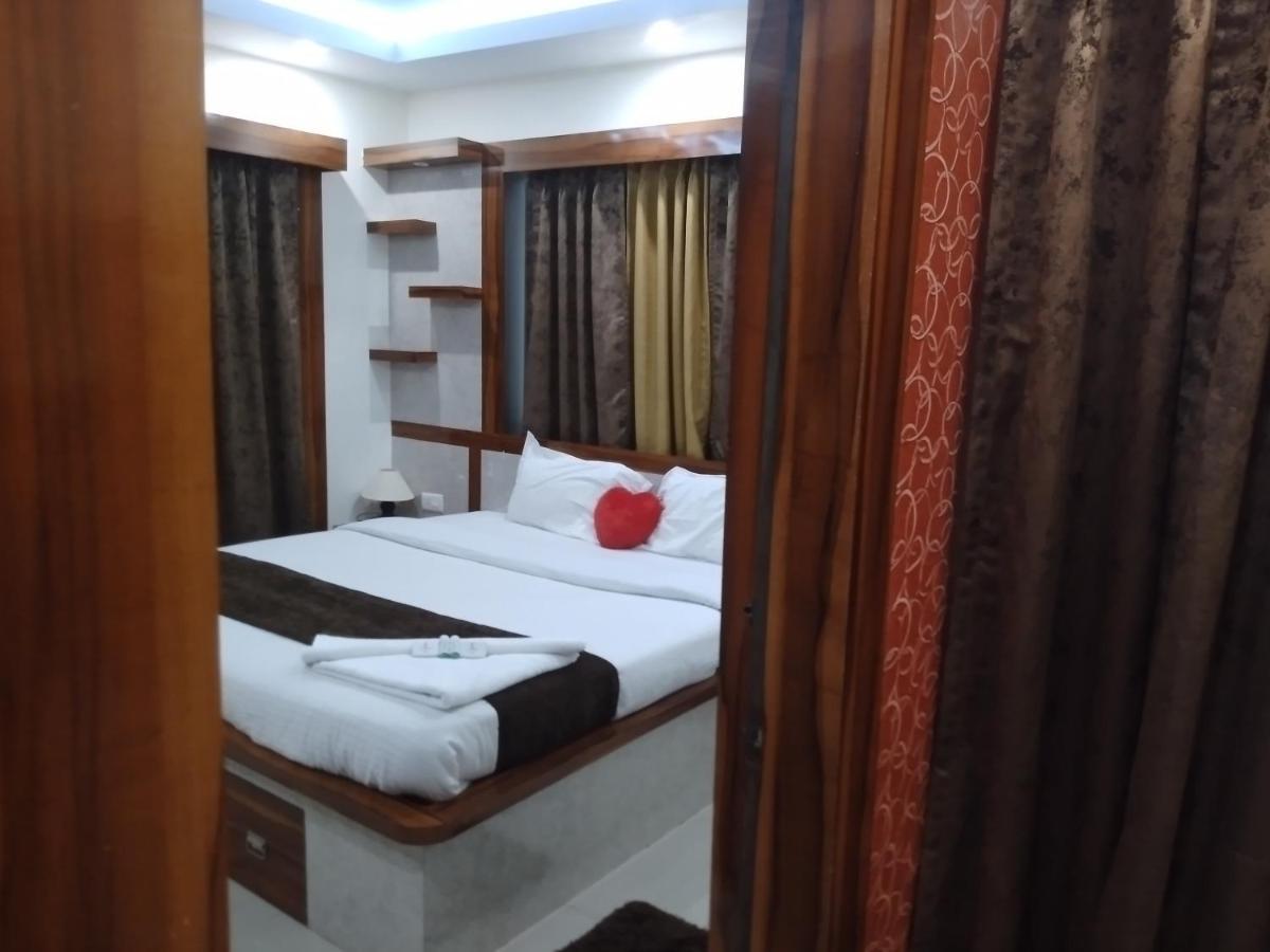 La Platina Premium Suites, Near Puri Sea Beach Exteriör bild