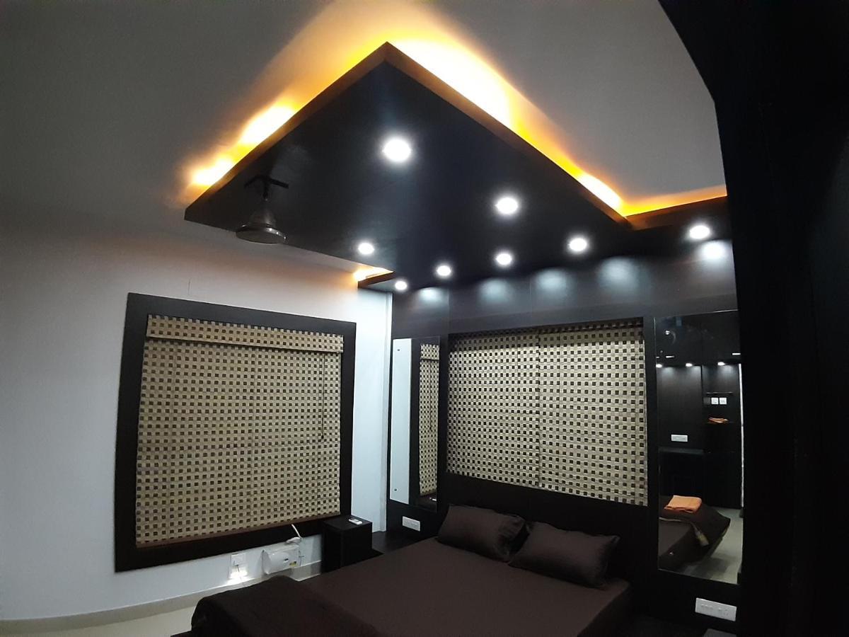 La Platina Premium Suites, Near Puri Sea Beach Exteriör bild
