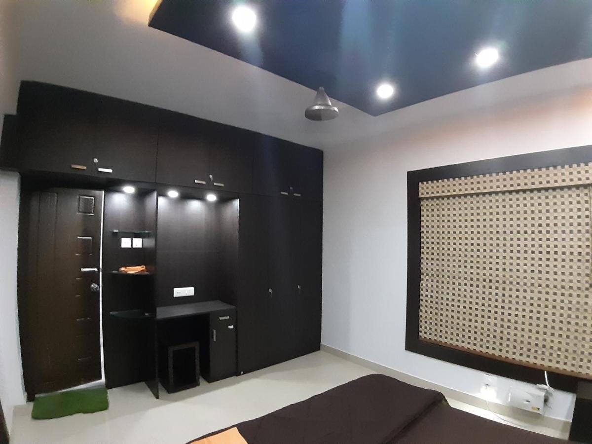 La Platina Premium Suites, Near Puri Sea Beach Exteriör bild