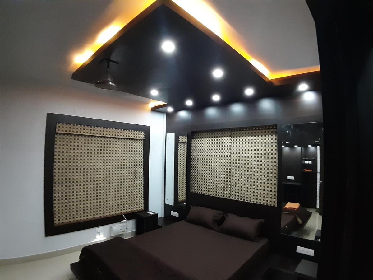 La Platina Premium Suites, Near Puri Sea Beach Exteriör bild