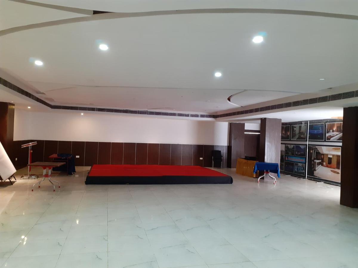 La Platina Premium Suites, Near Puri Sea Beach Exteriör bild